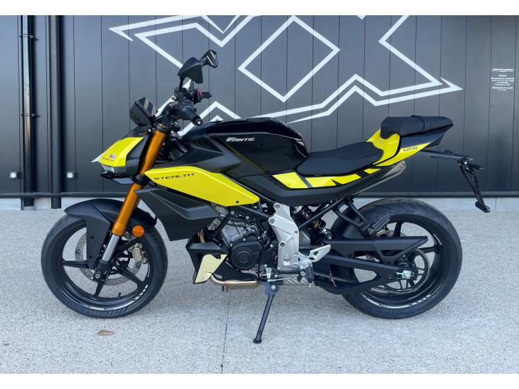 FANTIC 125 STEALTH