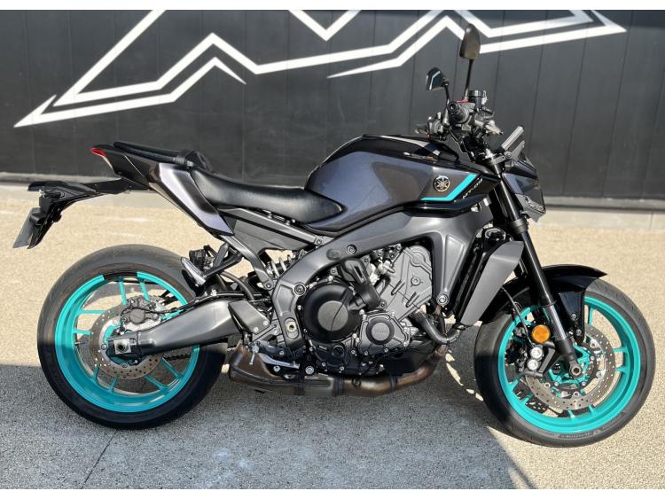 YAMAHA MT-09 Y-AMT MT09 FULL