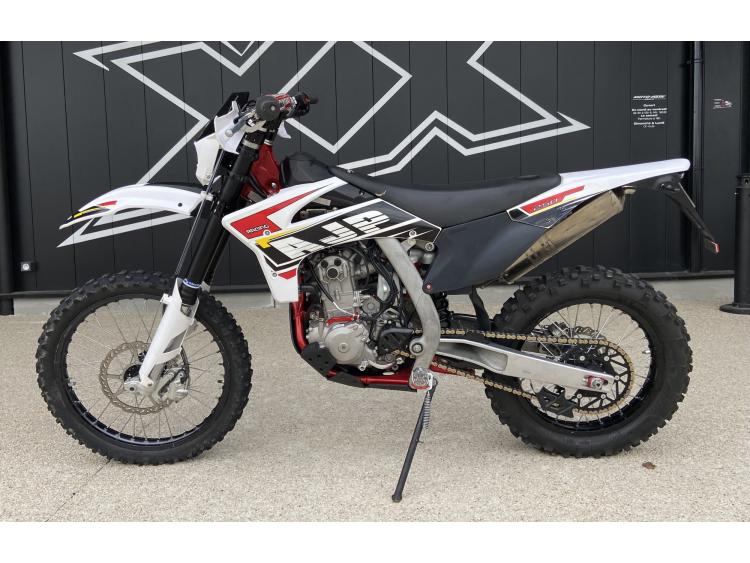 AJP 250 SPR