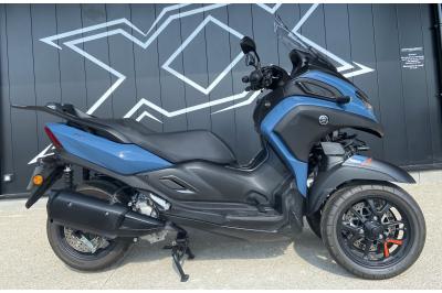 YAMAHA TRICITY 300