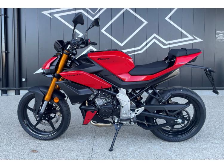 FANTIC 125 STEALTH