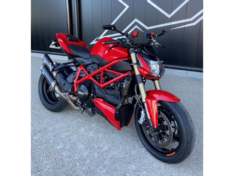 DUCATI STREETFIGHTER
